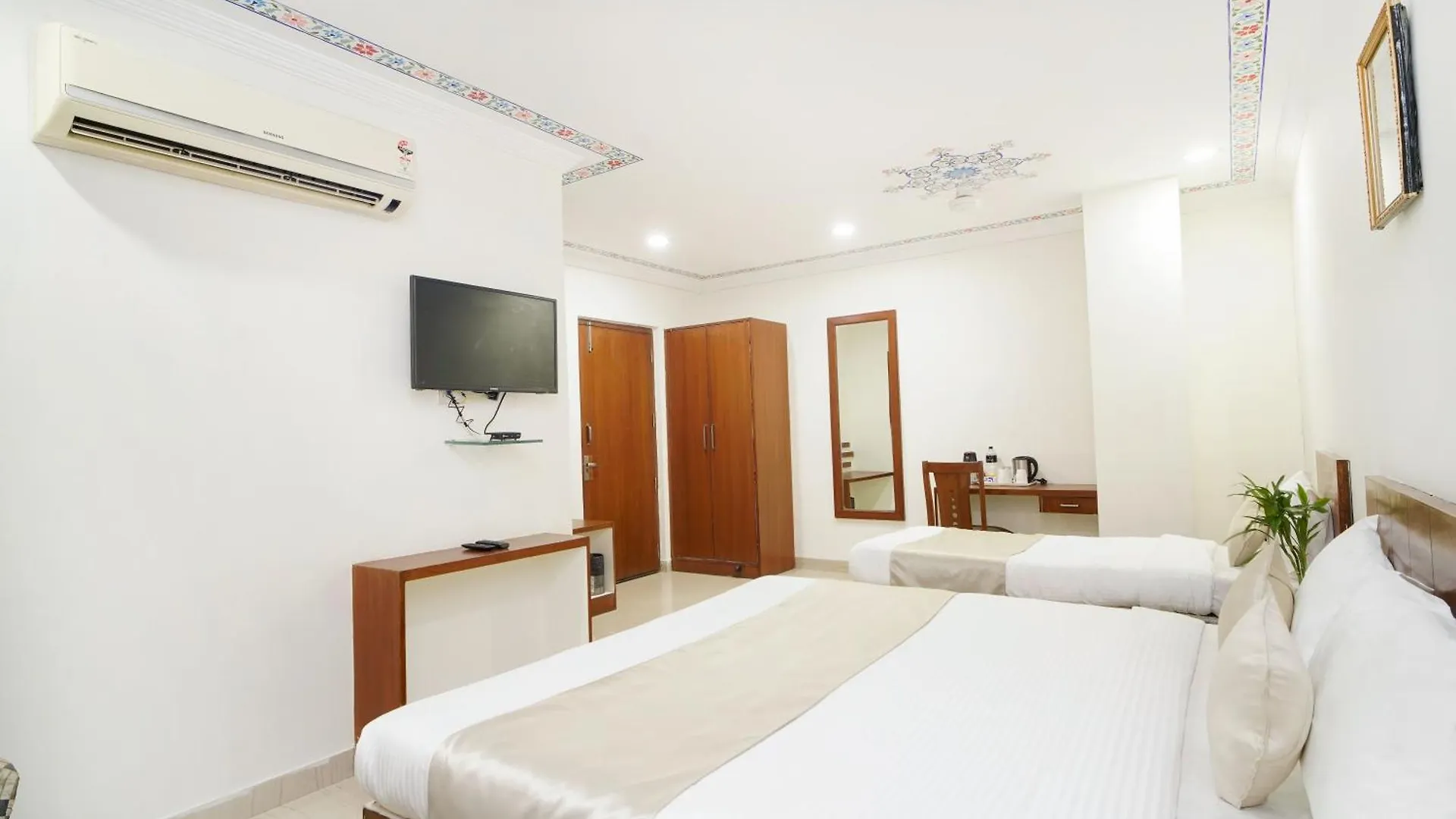 Bed & Breakfast Hotel Orbit Udaipur
